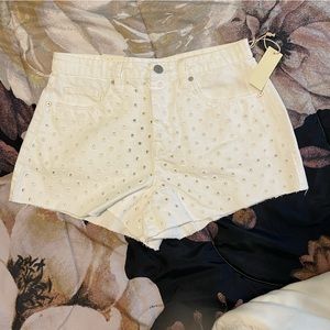 Blank NYC White Denim Shorts Eyelet Frayed Hem High Rise‎ Casual Summer